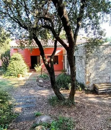 Casa De Invitados *